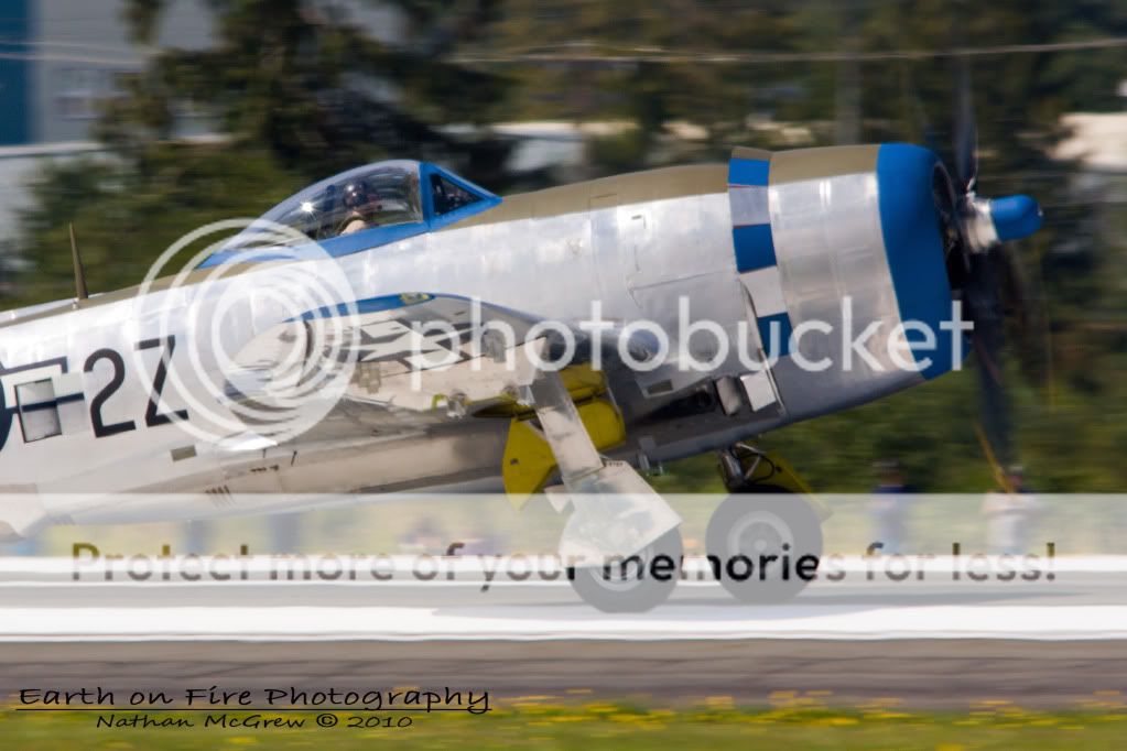 IMAGE: http://i1046.photobucket.com/albums/b466/EarthonFirePhotography/Carter%20Teeters/IMG_4895bcopy.jpg