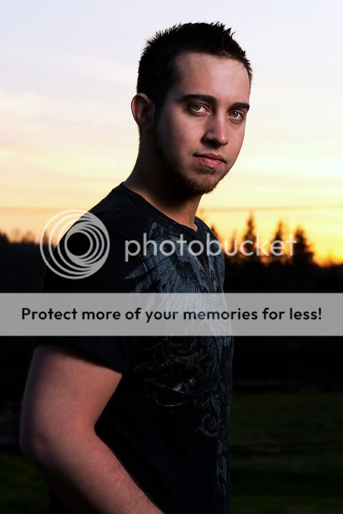 IMAGE: http://i1046.photobucket.com/albums/b466/EarthonFirePhotography/Greg/greg.jpg