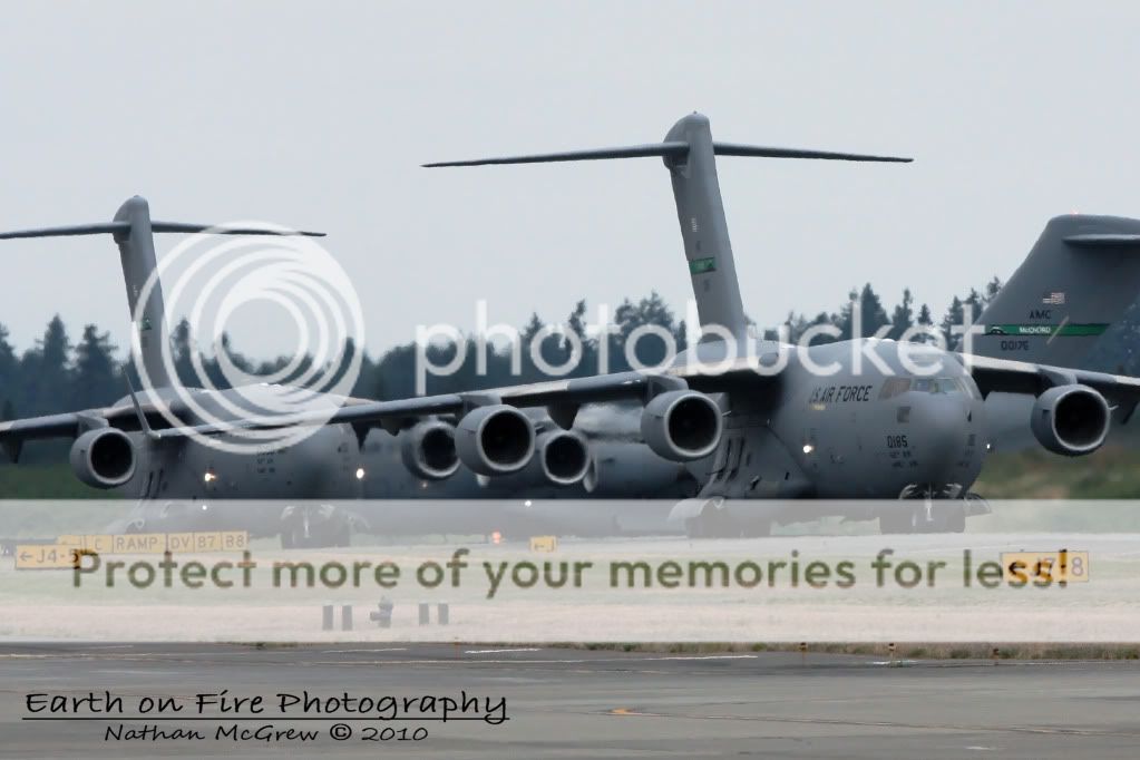 IMAGE: http://i1046.photobucket.com/albums/b466/EarthonFirePhotography/McChord%20Air%20Expo%202010/IMG_2370.jpg